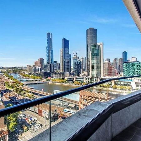 Riverview Suites By Edgetrip Melburne Exterior foto