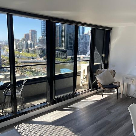 Riverview Suites By Edgetrip Melburne Exterior foto